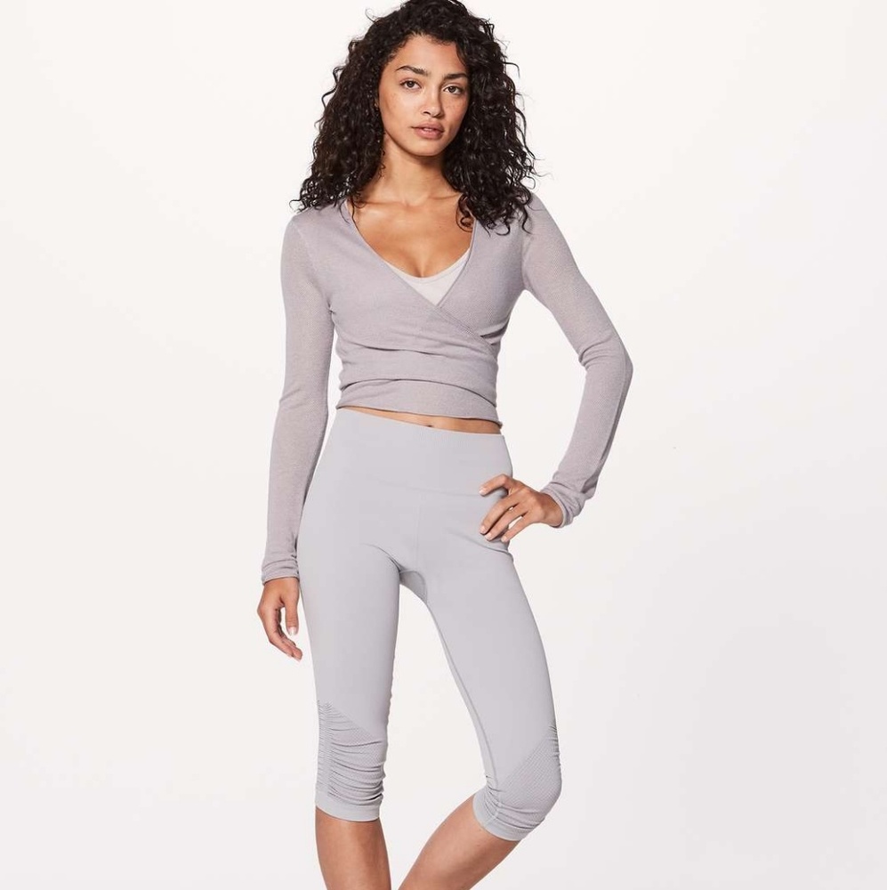 Lululemon Heart Opener Knit Wrap (Taryn Toomey Col